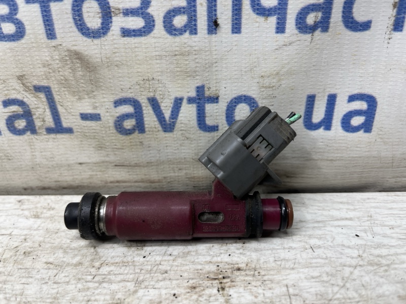 Форсунка топливная 3 2003-2009 BK 1.6 бензин Z6 Форсунка топливная 3 2003-2009 BK 1.6 бензин Z6