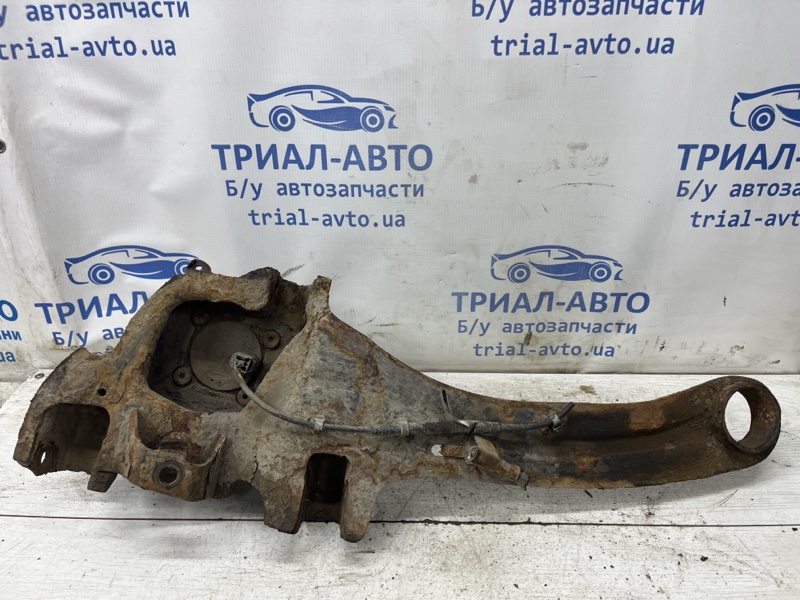 Рычаг задней подвески продольный левый 3 2003-2009 BK 1.6 бензин Z6 Рычаг задней подвески продольный левый 3 2003-2009 BK 1.6 бензин Z6