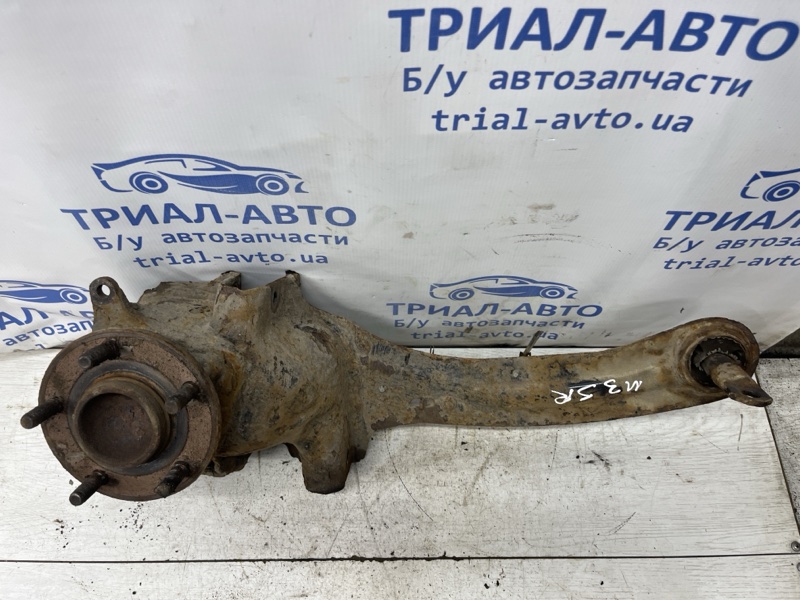 Рычаг задней подвески продольный правый 3 2003-2009 BK 1.6 бензин Z6 Рычаг задней подвески продольный правый 3 2003-2009 BK 1.6 бензин Z6