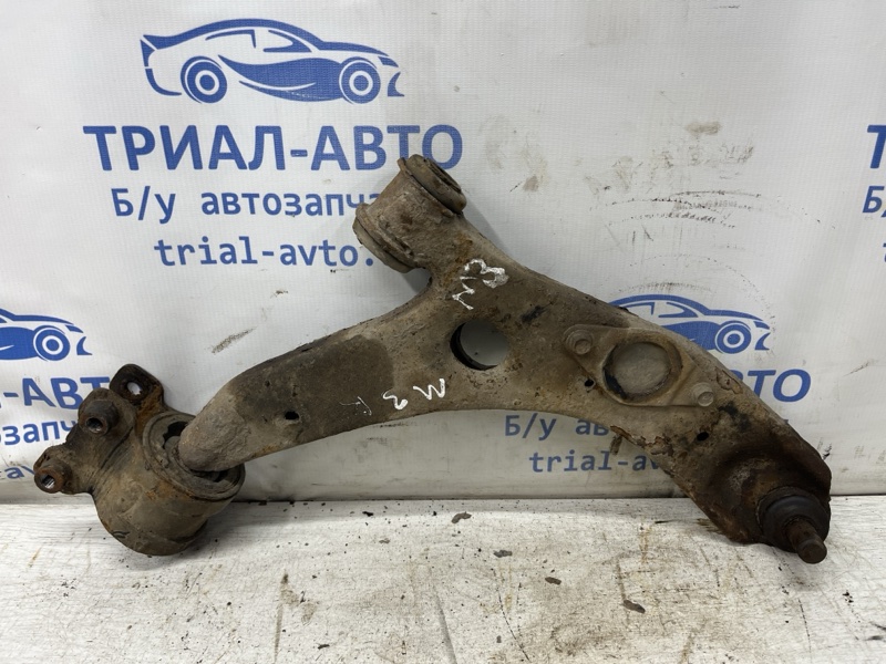 Запчасть рычаг передний нижний правый Mazda 3 2003-2009 BK 1.6 бензин Z6 B32H-34-300D Б/У Рычаг передний нижний правый Mazda 3 2003-2009 BK 1.6 бензин Z6 B32H-34-300D Б/У