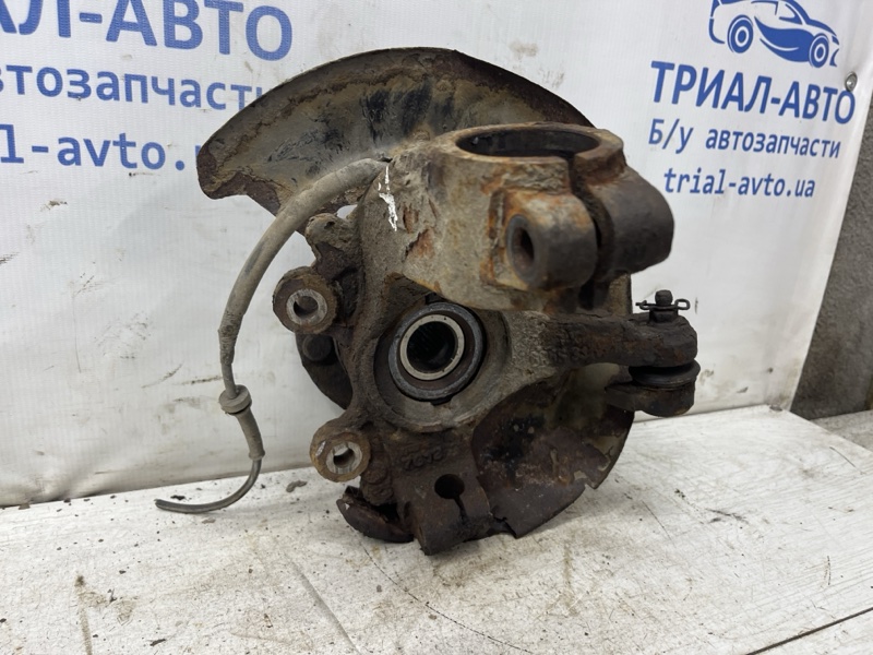 Кулак поворотный правый со ступицей Mazda 3 BK 1.6 бензин Z6 Кулак поворотный правый со ступицей Mazda 3 BK 1.6 бензин Z6