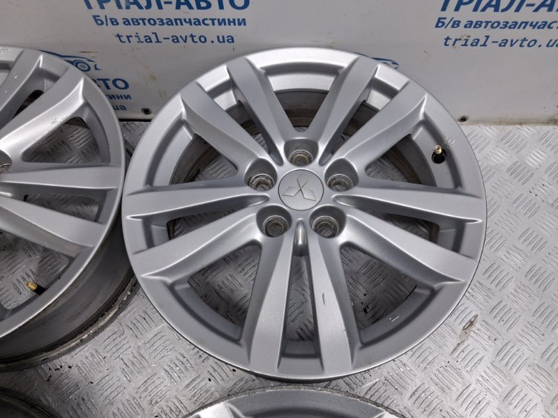 Диски титан комплект R17 Mitsubishi ASX GA 1.8 Diesel 4N13 Диски титан комплект R17 Mitsubishi ASX GA 1.8 Diesel 4N13