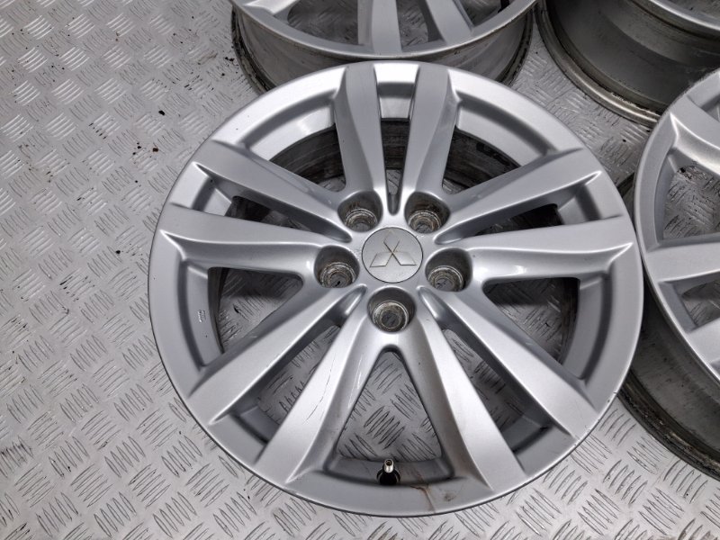 Диски титан комплект R17 ASX 2010- GA 1.8 Diesel 4N13 Диски титан комплект R17 ASX 2010- GA 1.8 Diesel 4N13