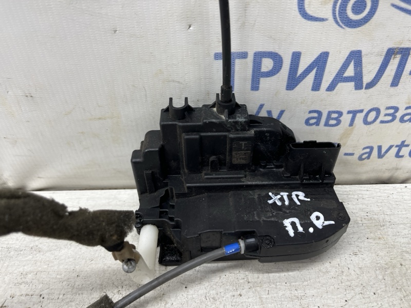 Замок двери передний правый X-Trail 2007-2015 T31 2.5 бензин QR25DE Замок двери передний правый X-Trail 2007-2015 T31 2.5 бензин QR25DE