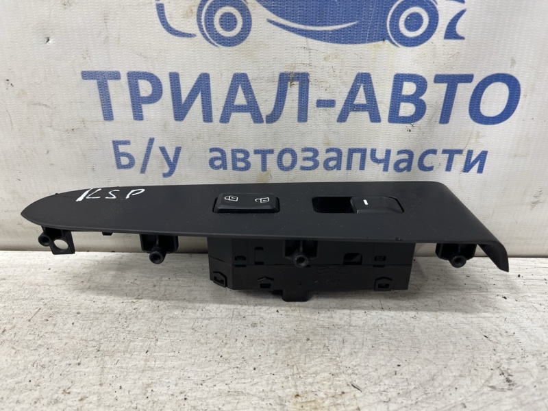 Кнопка стеклоподъемника Sportage 2010-2016 SL 2.0 diesel D4HA Кнопка стеклоподъемника Sportage 2010-2016 SL 2.0 diesel D4HA