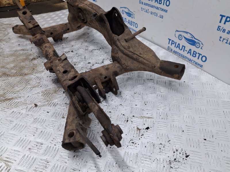 Балка задней подвески Mitsubishi ASX GA 1.8 Diesel 4N13