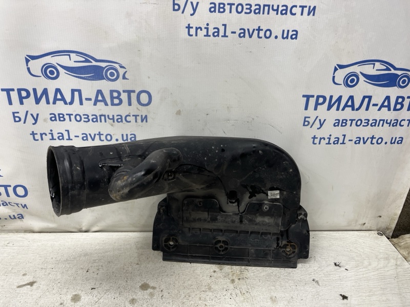 Воздухозаборник Hyundai Sonata NF 2.4 бензин G4KC Воздухозаборник Hyundai Sonata NF 2.4 бензин G4KC