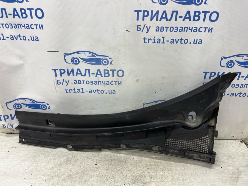Запчасть дефлектор дворников левый Mazda 3 2003-2009 BK 1.6 бензин Z6 BN8V-50-7S0F Б/У Дефлектор дворников левый Mazda 3 2003-2009 BK 1.6 бензин Z6 BN8V-50-7S0F Б/У