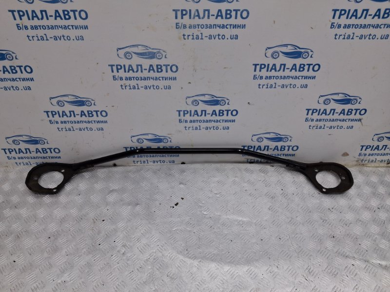 Запчасть распорка Mitsubishi Outlander 2007-2012 XL 2.4 бензин 4b12 5220B641 Б/У Распорка Mitsubishi Outlander 2007-2012 XL 2.4 бензин 4b12 5220B641 Б/У