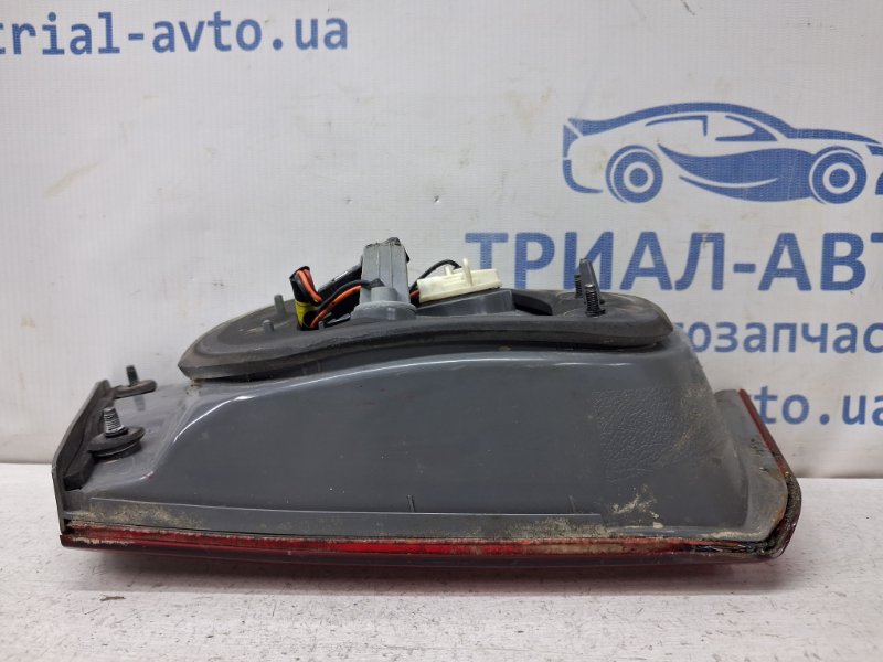 Фонарь задний внутренний правый Sonata 2004-2010 NF 2.4 бензин G4KC Фонарь задний внутренний правый Sonata 2004-2010 NF 2.4 бензин G4KC