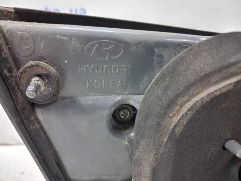 Фонарь задний внутренний правый Sonata 2004-2010 NF 2.4 бензин G4KC Фонарь задний внутренний правый Sonata 2004-2010 NF 2.4 бензин G4KC
