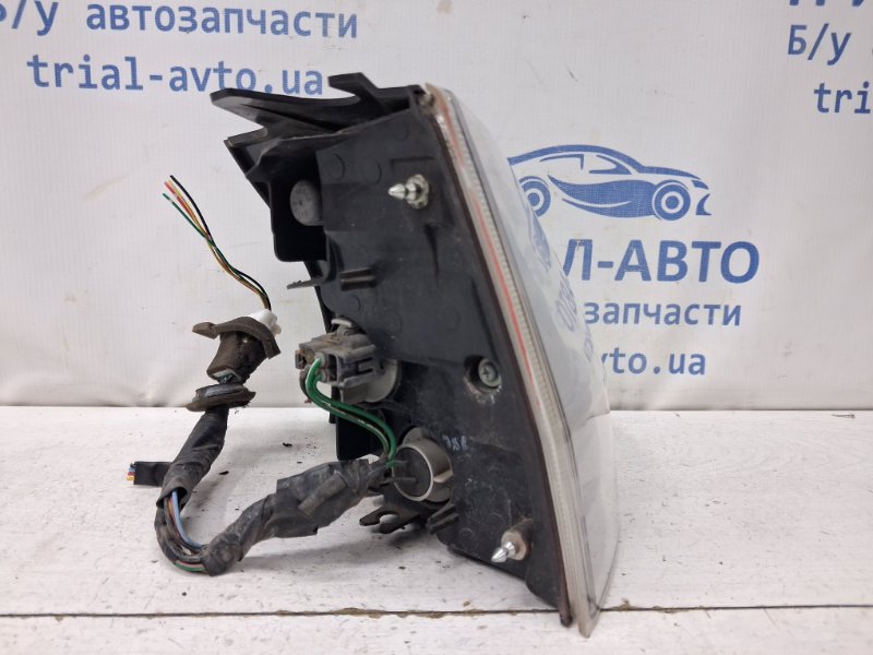 Фонарь задний внешний левый Mitsubishi Outlander XL 2.4 бензин 4b12