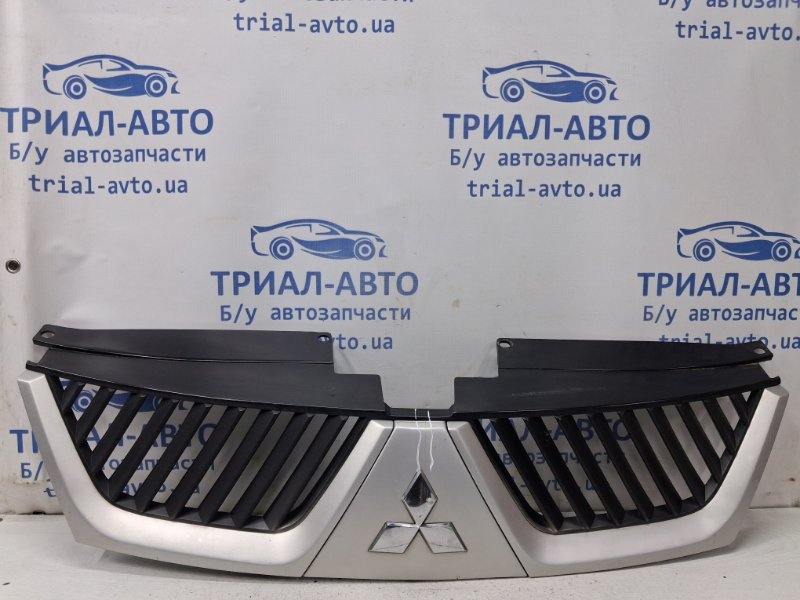 Запчасть решетка радиатора Mitsubishi Outlander 2007-2012 XL 2.4 бензин 4b12 7450A035HA Б/У Решетка радиатора Mitsubishi Outlander 2007-2012 XL 2.4 бензин 4b12 7450A035HA Б/У