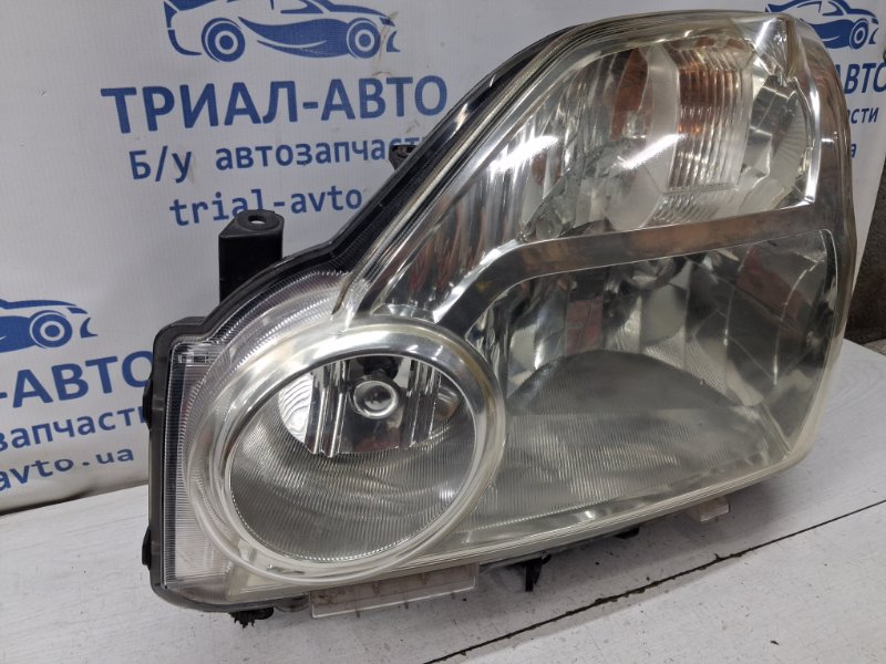 Фара левая Nissan X-Trail T31 2.5 бензин QR25DE Фара левая Nissan X-Trail T31 2.5 бензин QR25DE