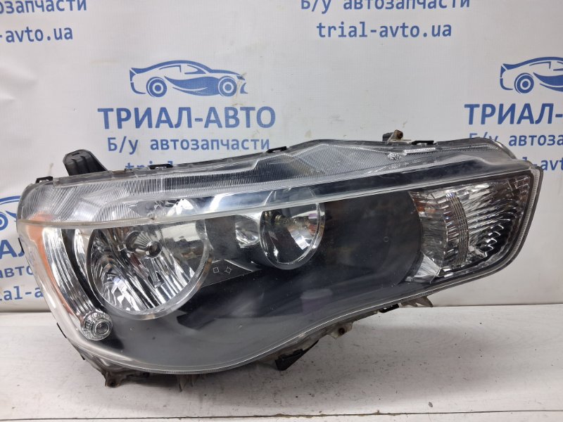 Фара правая Mitsubishi Outlander 2007-2012 XL 2.2 diesel 4N14 8301B556 Б/У