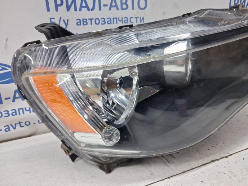 Фара правая Outlander 2007-2012 XL 2.2 diesel 4N14