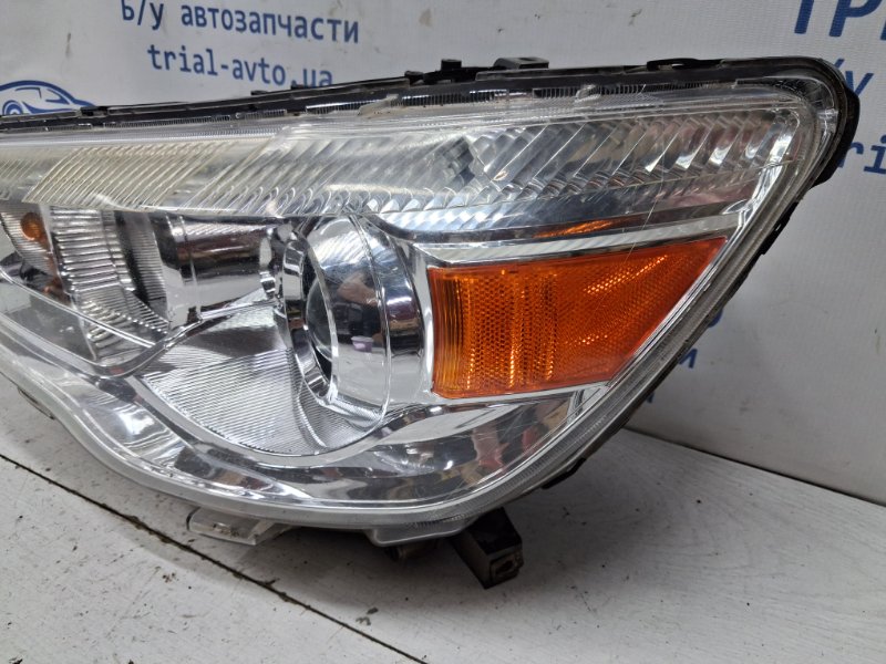 Фара левая галоген ASX 2010- GA 1.8 Diesel 4N13 Фара левая галоген ASX 2010- GA 1.8 Diesel 4N13