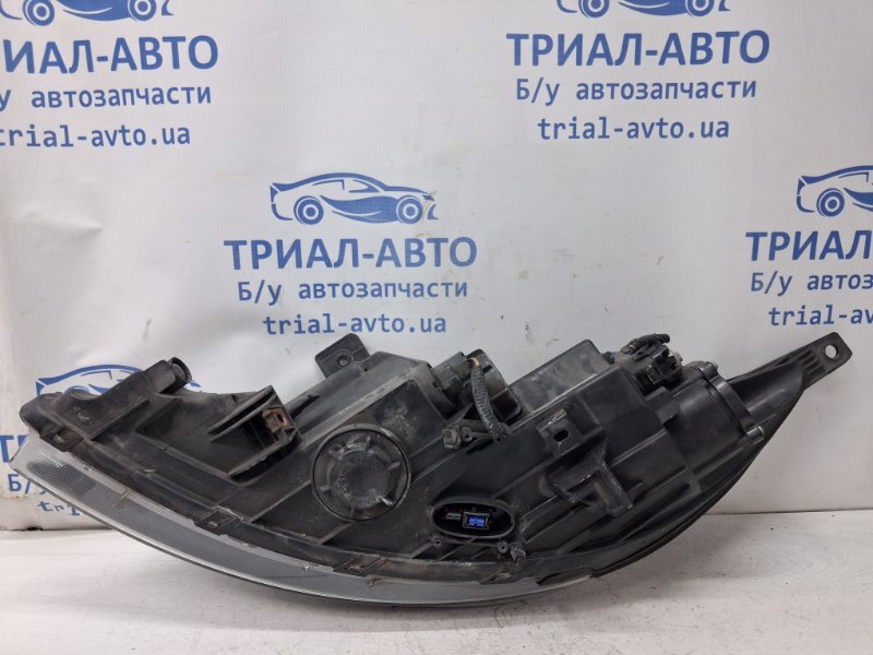 Фара правая Ксенон Sportage 2010-2016 SL 2.0 diesel D4HA Фара правая Ксенон Sportage 2010-2016 SL 2.0 diesel D4HA