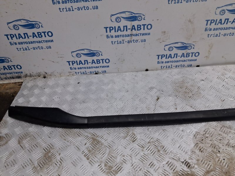 Рейлинг на крышу правый Mitsubishi Outlander XL 2.2 diesel 4N14 Рейлинг на крышу правый Mitsubishi Outlander XL 2.2 diesel 4N14