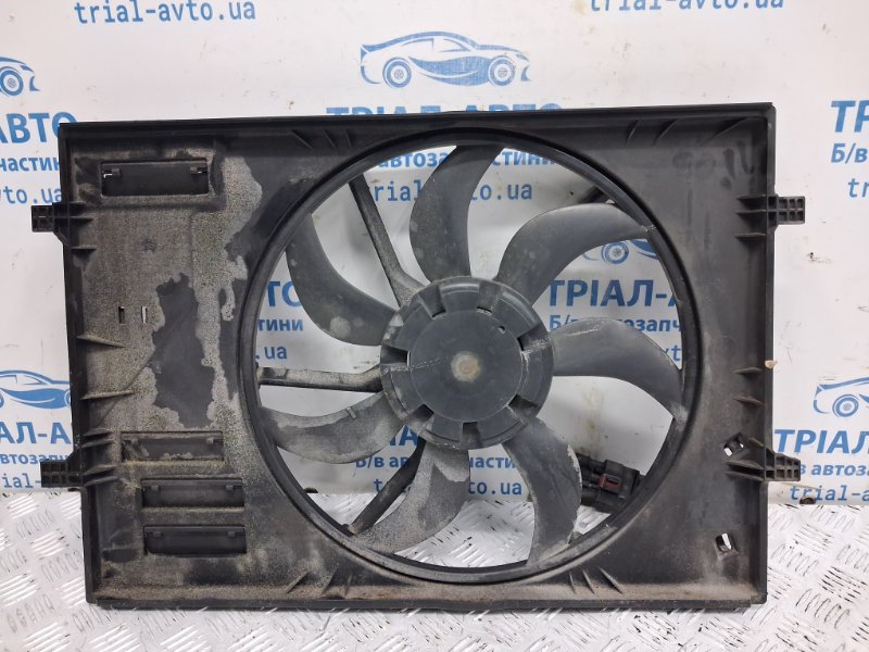 Запчасть диффузор с вентилятором радиатора Skoda Octavia 2013-2020 A7 5Q0121205 Б/У Диффузор с вентилятором радиатора Skoda Octavia 2013-2020 A7 5Q0121205 Б/У