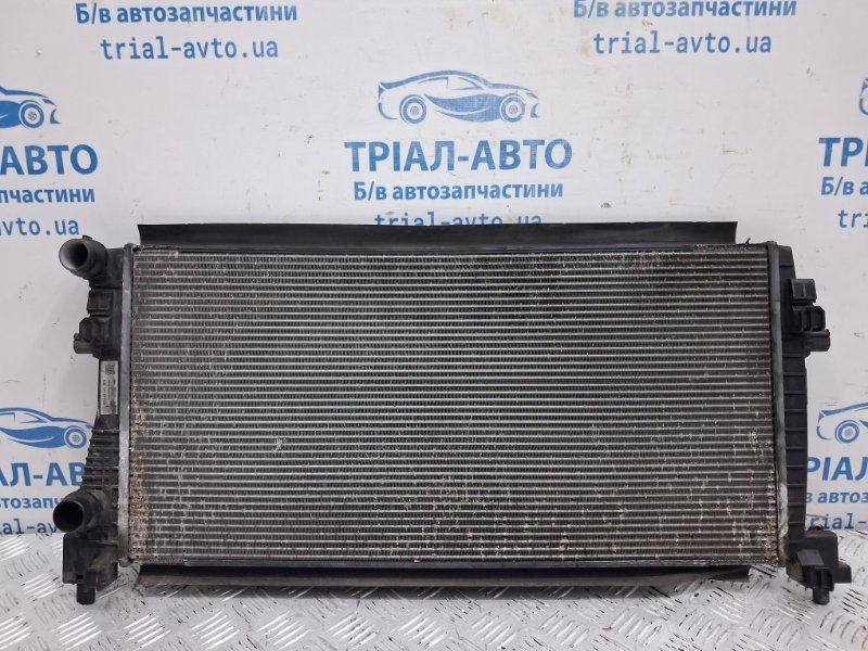 Запчасть радиатор основной Skoda Octavia 2013-2020 A7 5Q0121251EB Б/У Радиатор основной Skoda Octavia 2013-2020 A7 5Q0121251EB Б/У