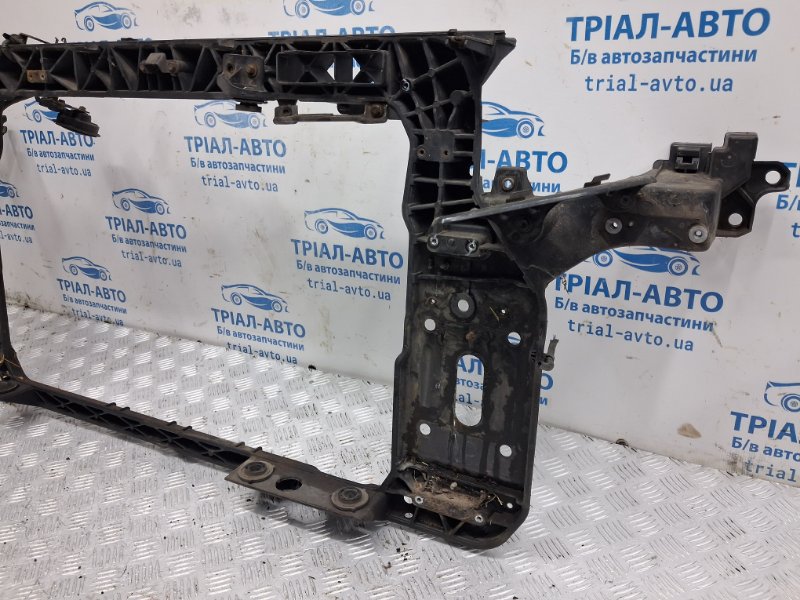 Панель передняя Kia Sportage SL 2.0 diesel D4HA Панель передняя Kia Sportage SL 2.0 diesel D4HA