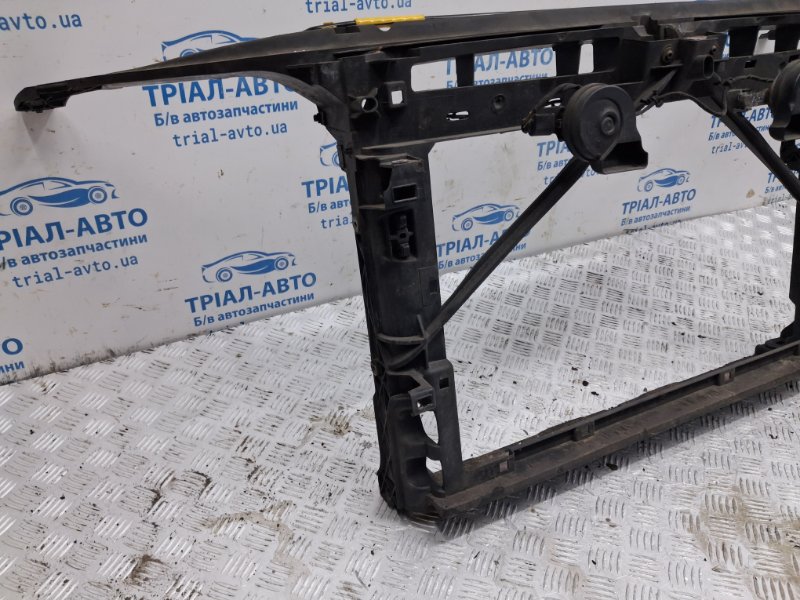Панель передняя Octavia 2013-2020 A7 Панель передняя Octavia 2013-2020 A7