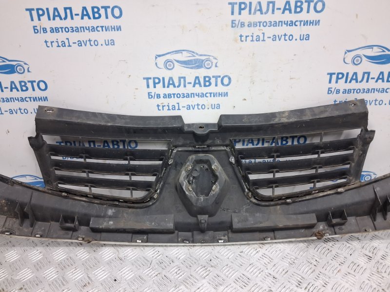 Решетка радиатора Trafic 2001-2014 FL M9R Решетка радиатора Trafic 2001-2014 FL M9R
