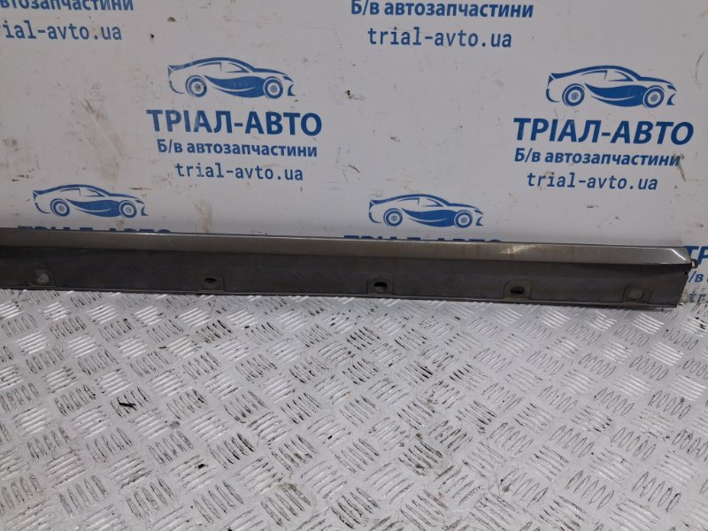 Накладка порога внешняя правая Toyota Prado J120 3.0 Diesel 1KDFTV Накладка порога внешняя правая Toyota Prado J120 3.0 Diesel 1KDFTV