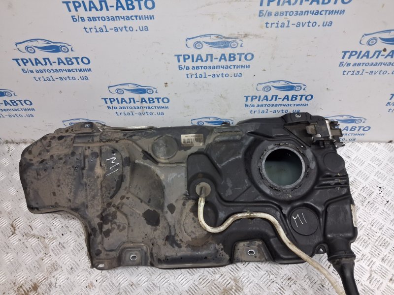 Бак топливный пластик Octavia 2013-2020 A7 Бак топливный пластик Octavia 2013-2020 A7