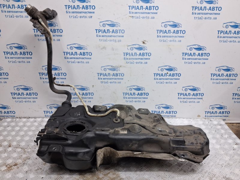 Бак топливный пластик Octavia 2013-2020 A7 Бак топливный пластик Octavia 2013-2020 A7