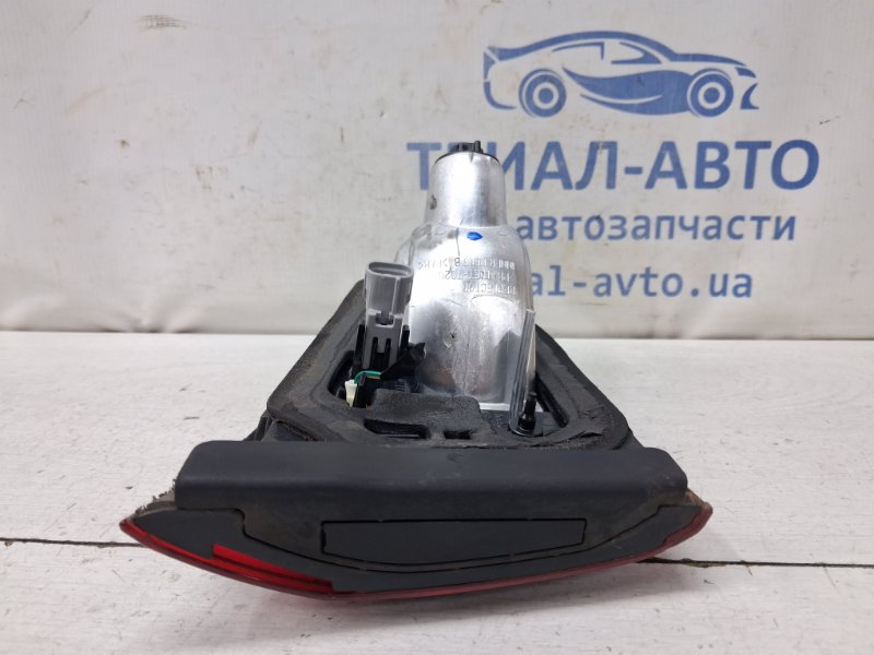 Фонарь задний внутренний правый 6 2012- GJ 2.2 дизель