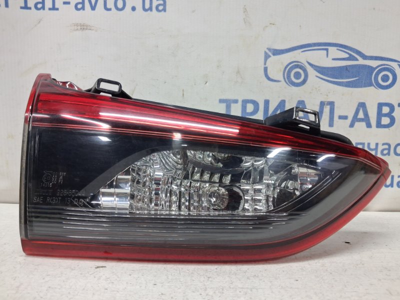 Запчасть фонарь задний внутренний левый Mazda 6 2012- GJ 2.2 дизель GJA1-51-3G0A Б/У Фонарь задний внутренний левый Mazda 6 2012- GJ 2.2 дизель GJA1-51-3G0A Б/У
