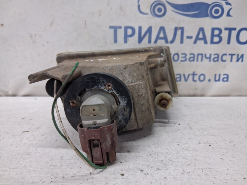 Фара противотуманная левая Toyota Prado J120 3.0 Diesel 1KDFTV Фара противотуманная левая Toyota Prado J120 3.0 Diesel 1KDFTV