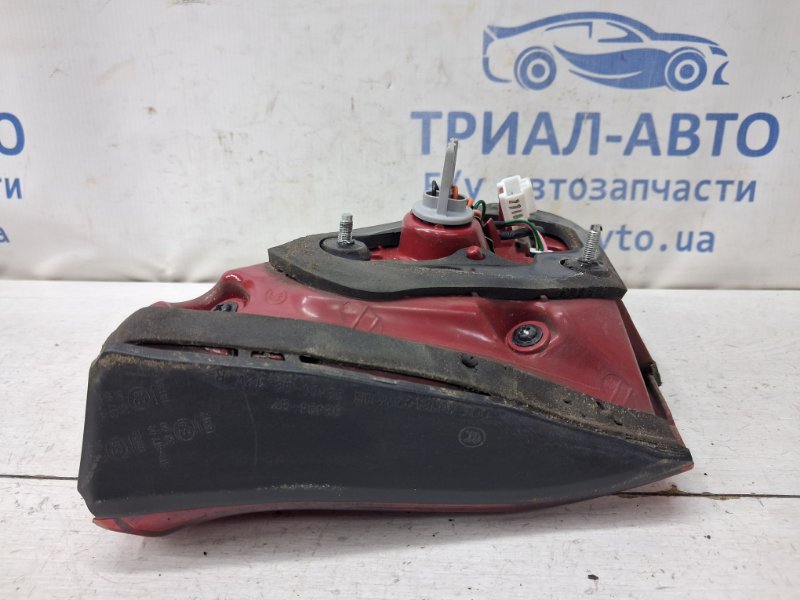 Фонарь задний внутренний правый Ioniq 2016- 1.6 Бензин Фонарь задний внутренний правый Ioniq 2016- 1.6 Бензин