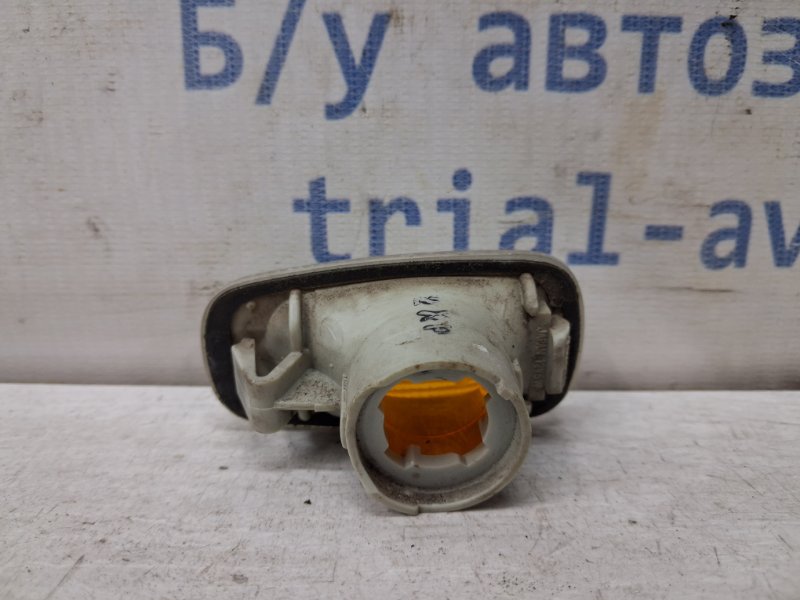 Повторитель поворотника Prado 2002-2009 J120 3.0 Diesel 1KDFTV