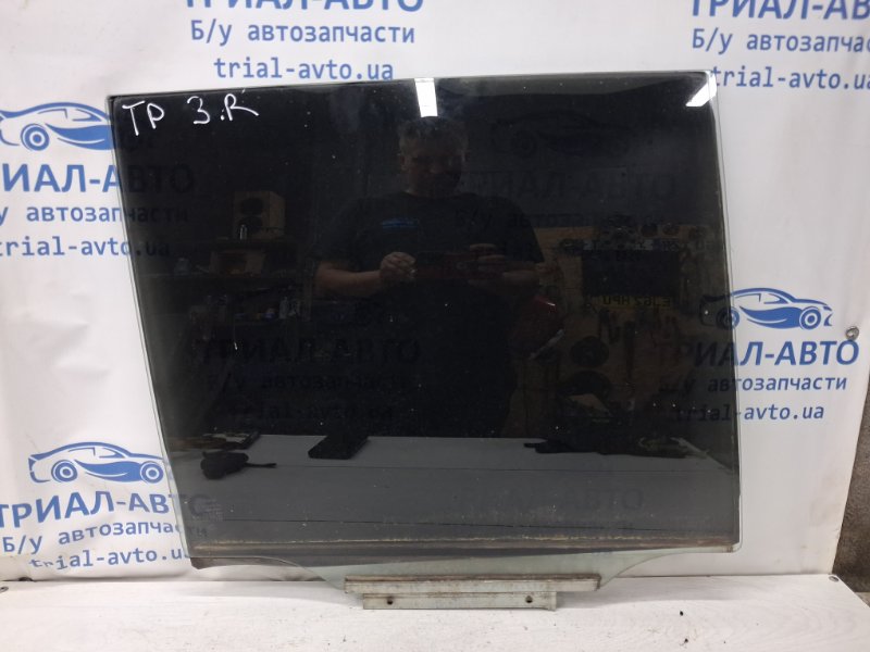 Запчасть стекло двери заднее правое Toyota Prado 2002-2009 J120 3.0 Diesel 1KDFTV 6811360210 Б/У Стекло двери заднее правое Toyota Prado 2002-2009 J120 3.0 Diesel 1KDFTV 6811360210 Б/У