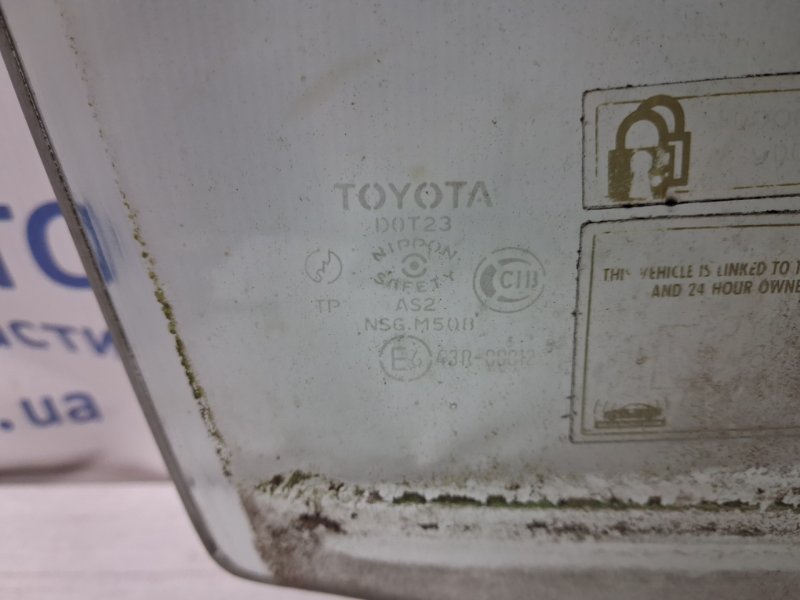 Стекло двери переднее правое Toyota Prado J120 3.0 Diesel 1KDFTV Стекло двери переднее правое Toyota Prado J120 3.0 Diesel 1KDFTV