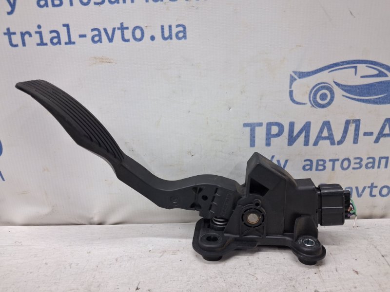 Педаль газа Mitsubishi Outlander 2012-2021 GF 2.0 бензин 4B11 1600A115 Б/У