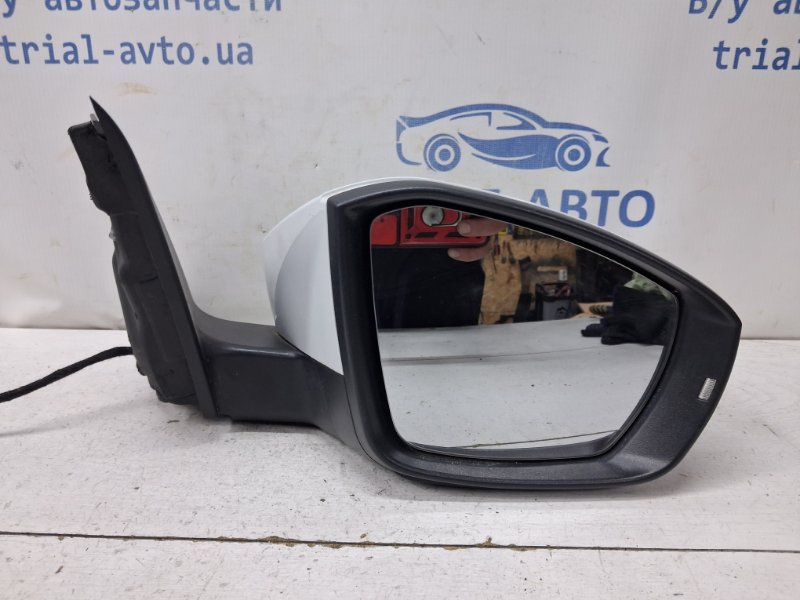 Запчасть зеркало правое Skoda Octavia 2013-2020 A7 5E2857508N Б/У Зеркало правое Skoda Octavia 2013-2020 A7 5E2857508N Б/У