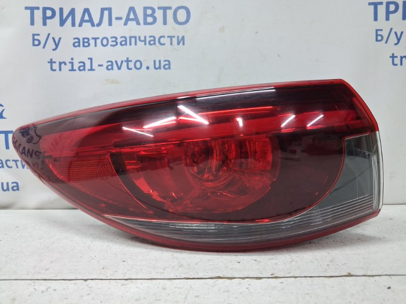 Фонарь задний внешний левый Mazda 6 2012- GJ 2.2 дизель GHK151160 Б/У