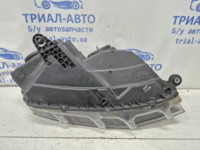 Фара левая Octavia 2013-2020 A7 Фара левая Octavia 2013-2020 A7