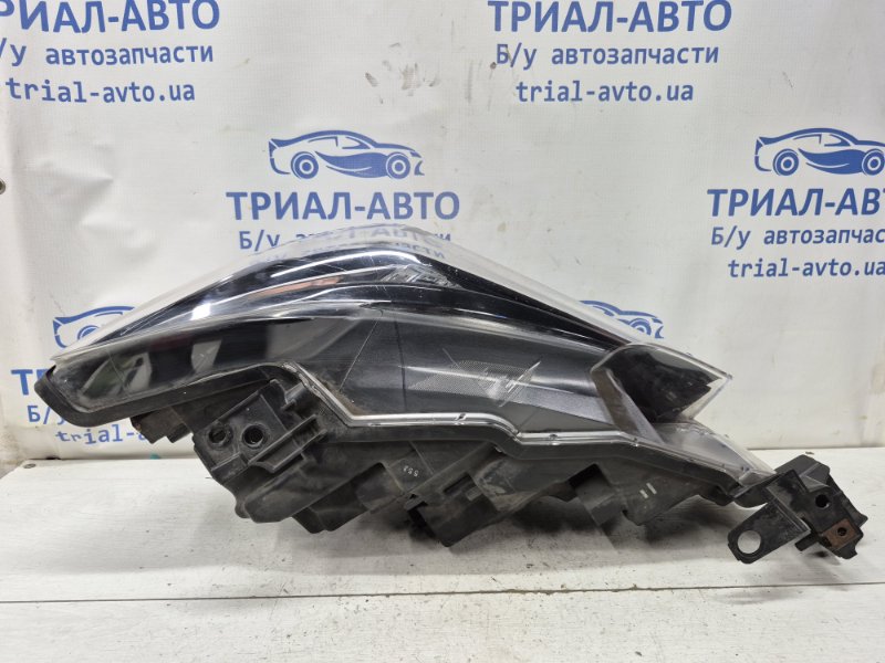 Фара левая 6 2012- GJ 2.2 дизель