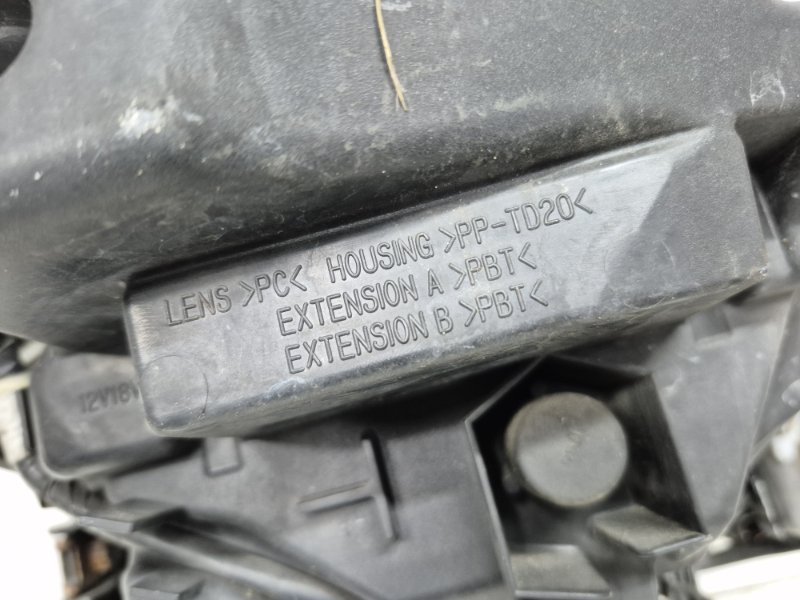 Фара левая 6 2012- GJ 2.2 дизель