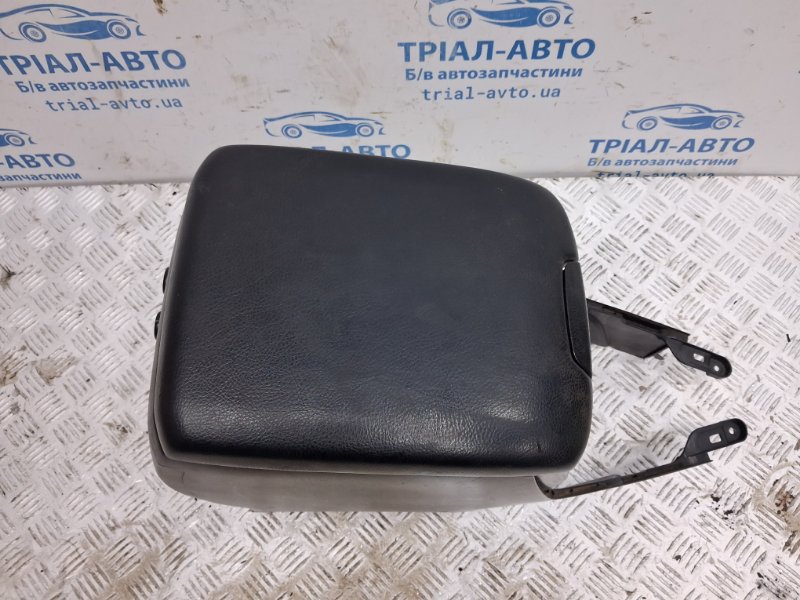 Подлокотник Prado 2002-2009 J120 3.0 Diesel 1KDFTV Подлокотник Prado 2002-2009 J120 3.0 Diesel 1KDFTV