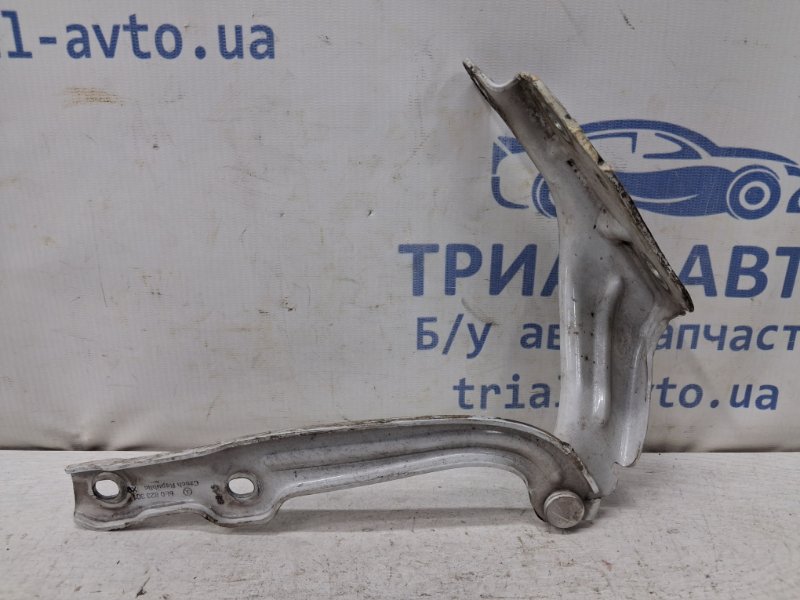 Запчасть петля капота левая Skoda Octavia 2013-2020 A7 5E0823301 Б/У Петля капота левая Skoda Octavia 2013-2020 A7 5E0823301 Б/У