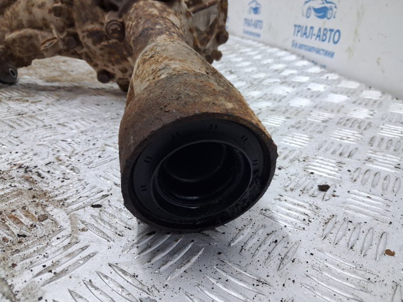 Редуктор передний Toyota Prado J120 3.0 Diesel 1KDFTV Редуктор передний Toyota Prado J120 3.0 Diesel 1KDFTV