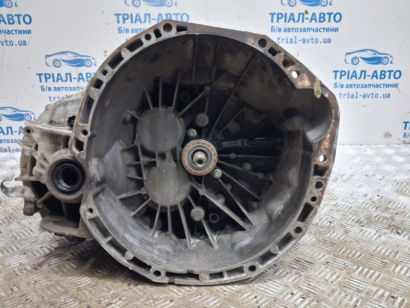 Запчасть коробка передач мкпп Renault Trafic 2001-2014 FL M9R 8200956118 Б/У Коробка передач МКПП Renault Trafic 2001-2014 FL M9R 8200956118 Б/У