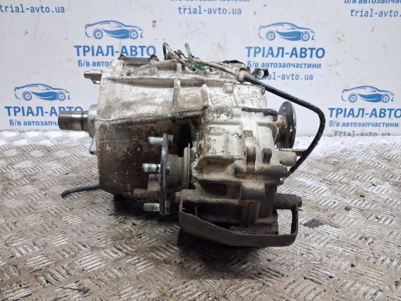 Запчасть раздаточная коробка Toyota Prado 2002-2009 J120 3.0 Diesel 1KDFTV 36100-6D180 Б/У Раздаточная коробка Toyota Prado 2002-2009 J120 3.0 Diesel 1KDFTV 36100-6D180 Б/У