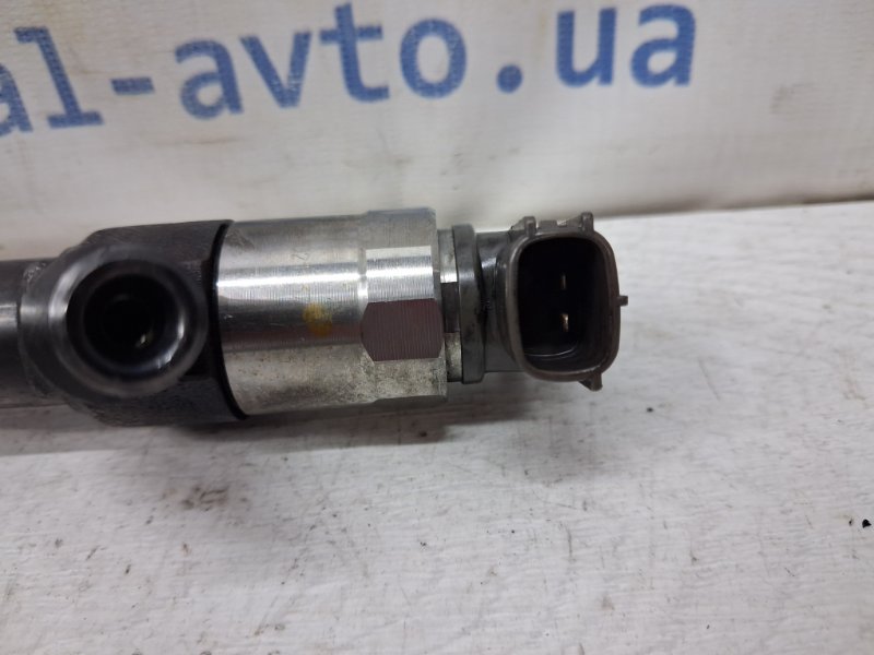 Форсунка топливная Mitsubishi Outlander XL 2.2 diesel 4N14 Форсунка топливная Mitsubishi Outlander XL 2.2 diesel 4N14